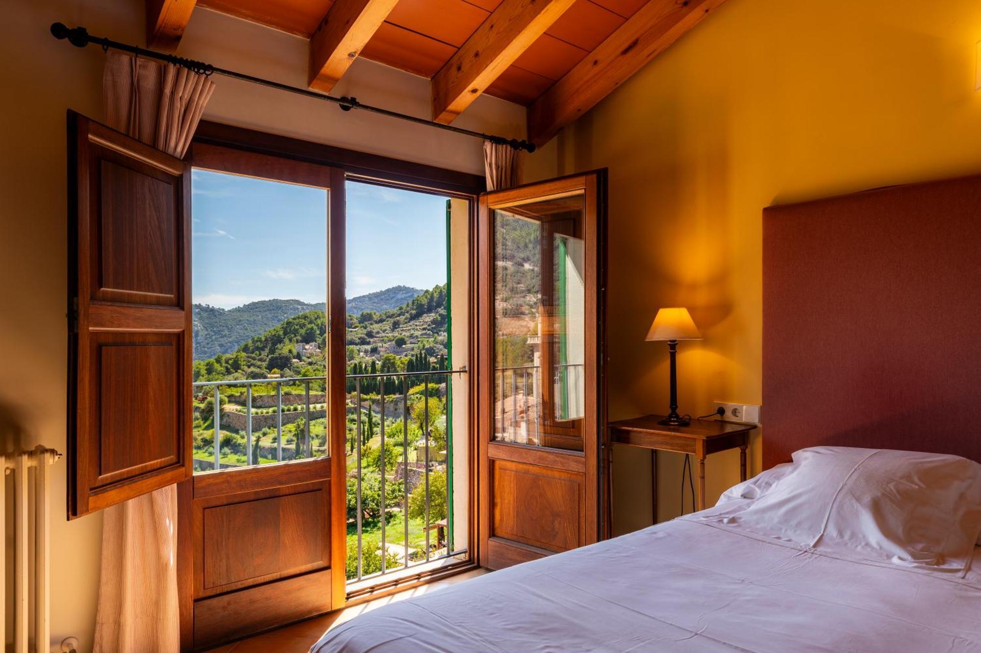 Es Petit Hotel De Valldemossa Bagian luar foto